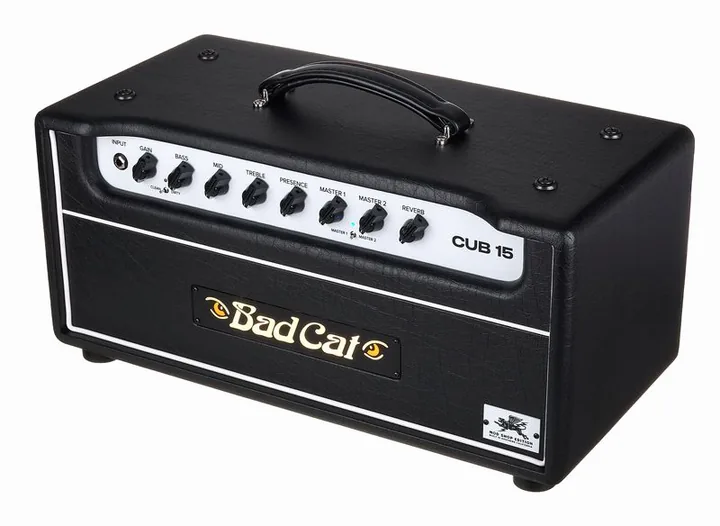 Bad Cat Cub 15 Mod Shop Head ujęta od przodu na neutralnym tle