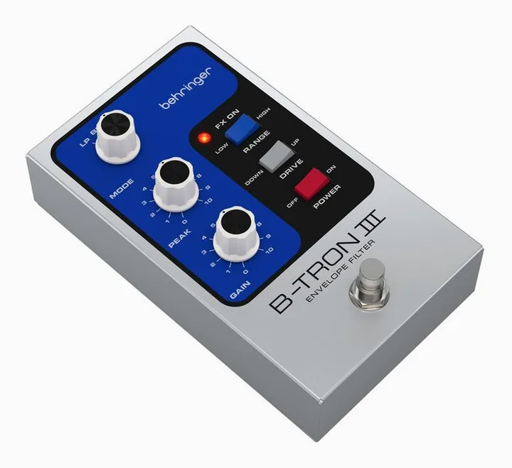 Behringer B-Tron III Envelope Filter, wejścia i wyjścia z boku