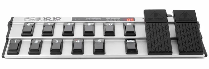 Behringer FCB1010, widok boczny obudowy