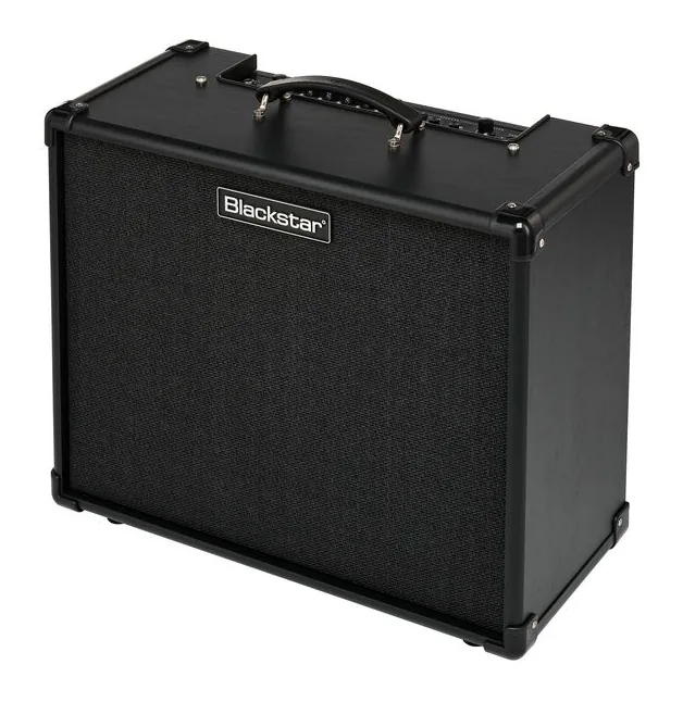 Blackstar ID:X100 widziana od przodu