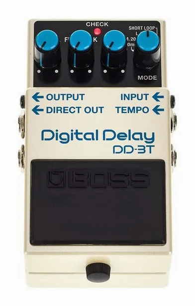 Boss DD-3T Digital Delay, wejścia i wyjścia z boku