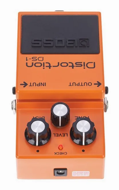 Boss DS-1 Distortion, dioda i przełącznik nożny