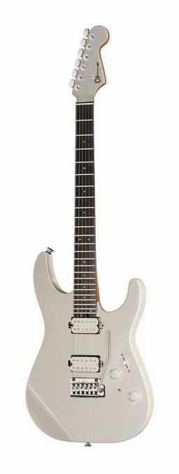 Charvel Pro Mod Plus DK24 CLSTL SLK ujęta od przodu na neutralnym tle