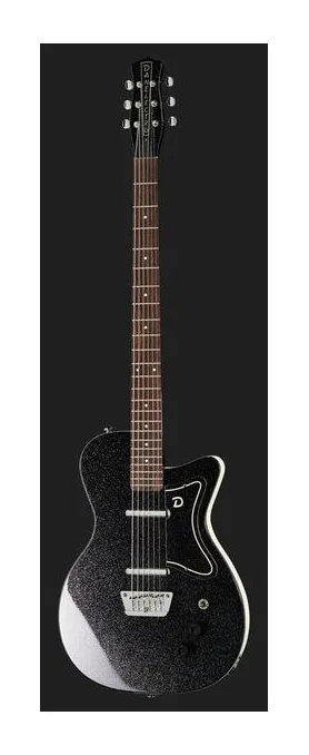 Danelectro 56 Baritone Black Metal Flake z bliska od przodu