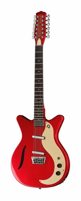 Danelectro 59 Vintage 12 String RM ujęta od przodu na neutralnym tle