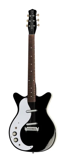 Danelectro DE 59M LH NOS+ Black ujęta od przodu na neutralnym tle