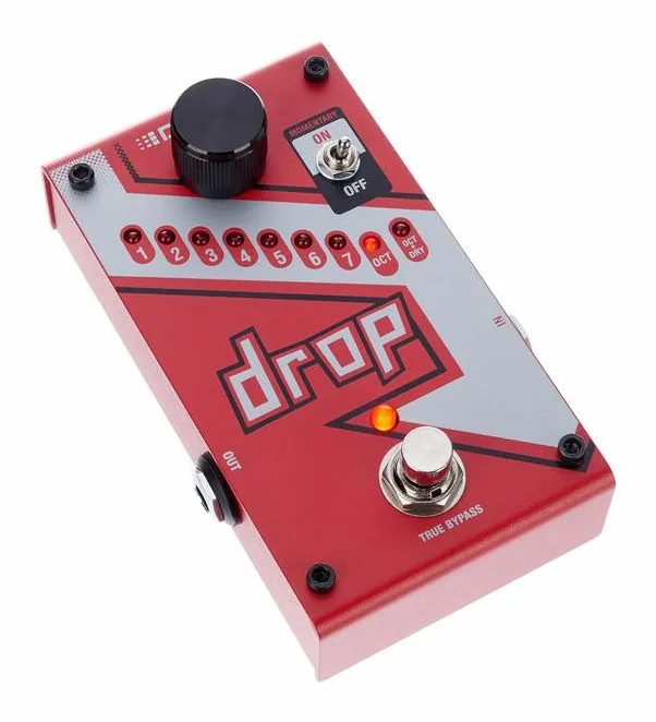 Digitech The Drop, footswitch z bliska