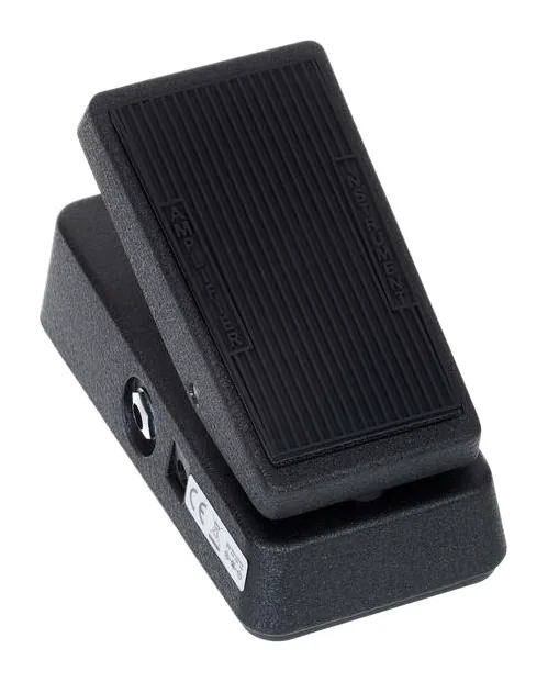 Dunlop CBM95 CryBaby Mini Wah, złącza z tyłu urządzenia