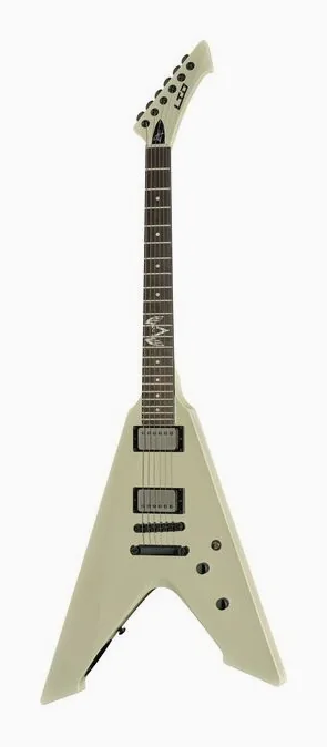 ESP LTD James Hetfield Vulture OW ujęta od przodu na neutralnym tle