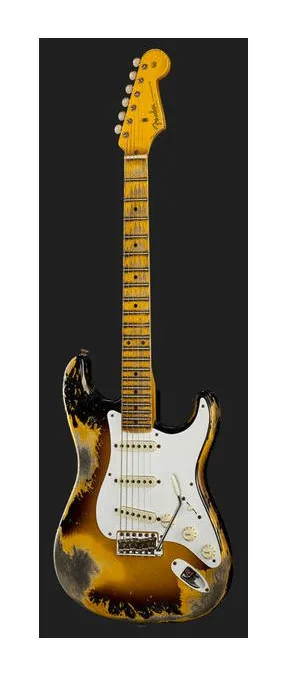 Fender 56 Strat FRD Relic sfotografowana frontalnie