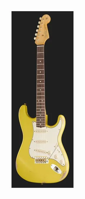 Fender 63 Strat Black Relic ujęta od przodu na neutralnym tle