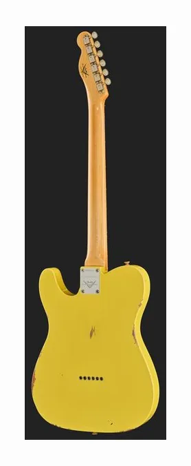 Fender 63 Tele Relic 3-Tone Sunburst widziana od przodu