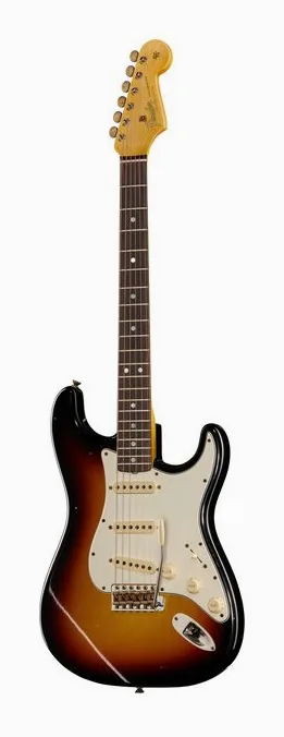 Fender 65 Strat 3CS Journeyman Relic ujęta od przodu na neutralnym tle