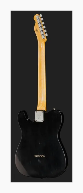 Fender 67 Tele Black JM Relic ujęta od przodu na neutralnym tle