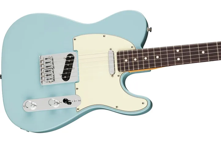 Fender 75th Anni Player II Tele DNB, profil boczny korpusu