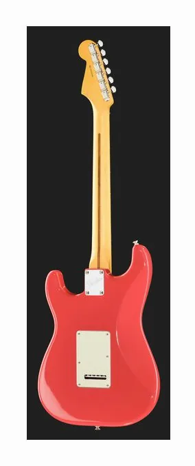 Fender Am Pro Clsc Strat RW FDKR, profil boczny korpusu