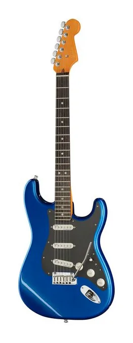 Fender Am Ultra II Strat EB NBL widziana od przodu