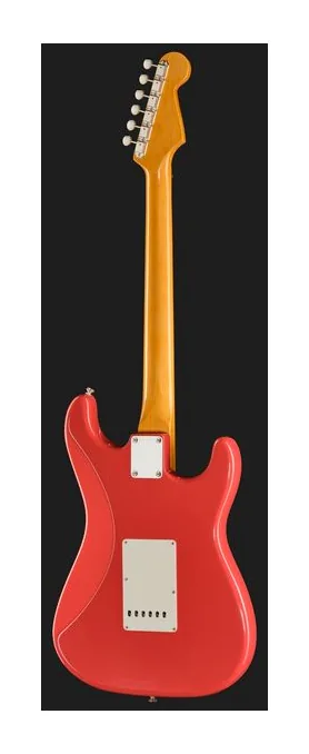 Fender AV II 61 STRAT RW FRD widziana od przodu
