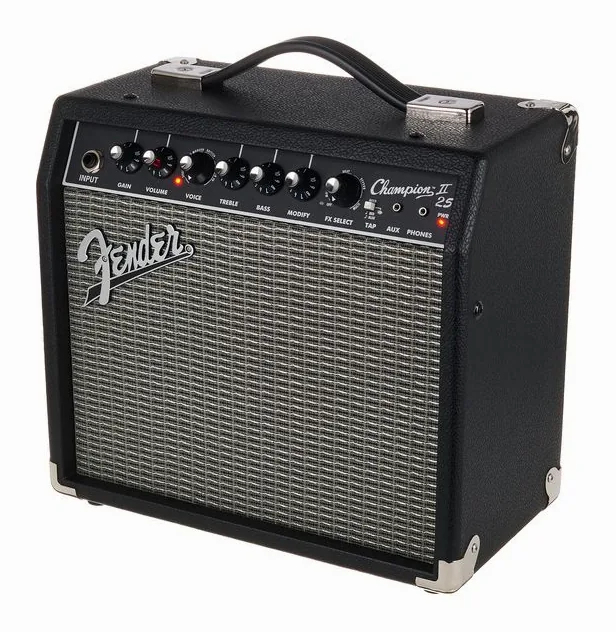 Fender Champion II 25 z bliska od przodu