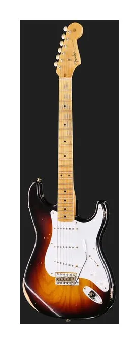 Fender 1958 CR Strat Relic Aged Black widziana od przodu