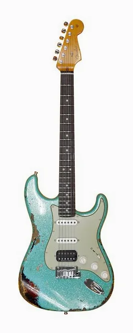 Fender Custom Deluxe Strat HB-S1 SFSP z bliska od przodu