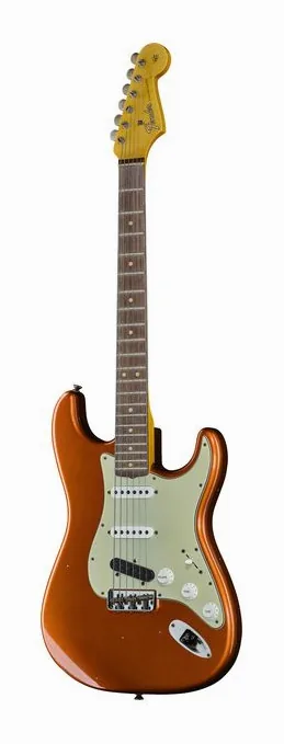 Fender LTD Hotshot Strat JM Relic BC ujęta od przodu na neutralnym tle