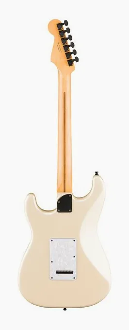 Fender LTD Player Fusion Strat HSS BK widziana od przodu