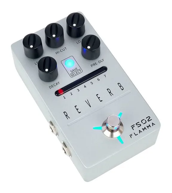 Flamma FS02 Reverb, złącza z tyłu urządzenia