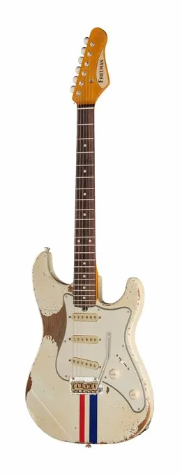 Friedman Vintage S-AMRTN-TTT-DN142-XTR ujęta od przodu na neutralnym tle