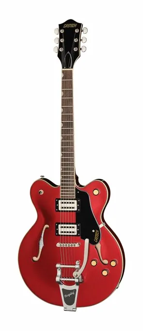 Gretsch G2622T STRML CB DC BRNDWN ujęta od przodu na neutralnym tle