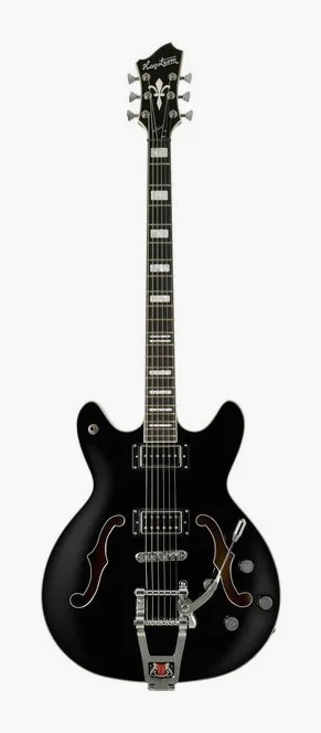 Hagstrom Tremar Viking Baritone DLX BLK sfotografowana frontalnie
