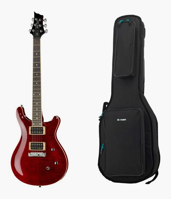 Harley Benton CST-24 Bl. Ch. Flame w/Bag ujęta od przodu na neutralnym tle