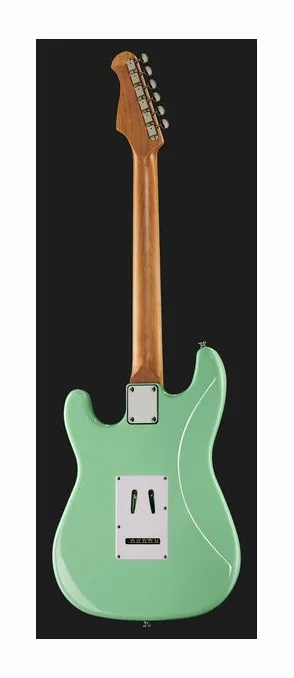 Harley Benton ST-62CC MN LH Seafoam Green sfotografowana frontalnie