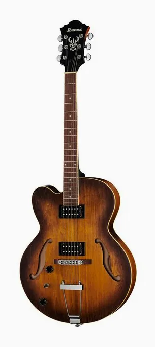 Ibanez AF55L-TF ujęta od przodu na neutralnym tle