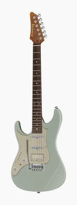 Ibanez AZ2204NWL-MGR Prestige ujęta od przodu na neutralnym tle