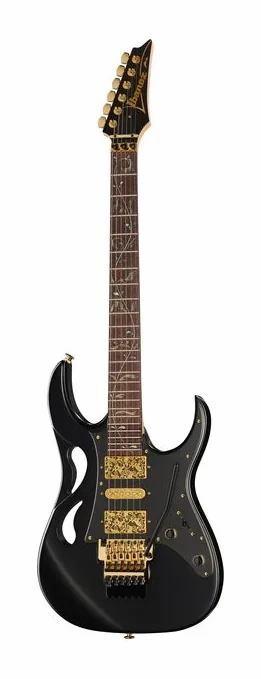 Ibanez PIA3761-XB z bliska od przodu