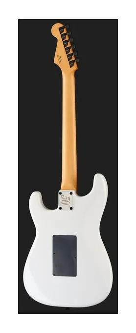 Jackson LTD 50th Adrian Smith Pro SW, przełącznik przetworników i gniazdo wyjściowe