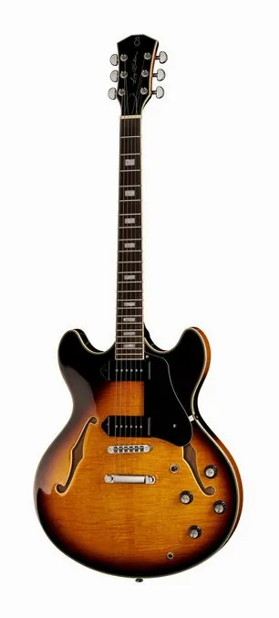 Larry Carlton H7V VS sfotografowana frontalnie