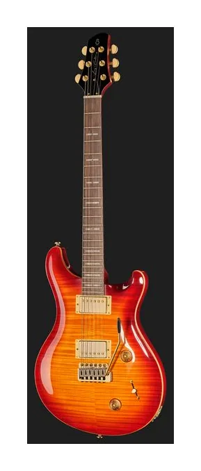 Larry Carlton Q7 Tobacco Sunburst LH ujęta od przodu na neutralnym tle