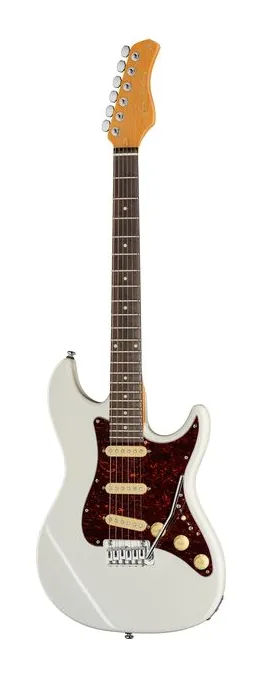 Larry Carlton S3 AWH New Gen ujęta od przodu na neutralnym tle