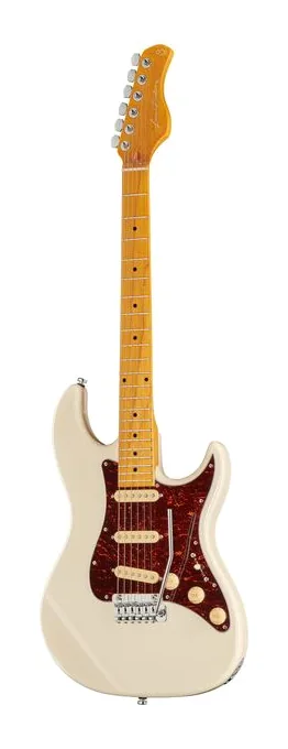 Larry Carlton S5 Olympic White z bliska od przodu