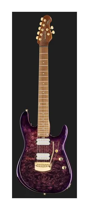 Music Man Jason Richardson Cutlass MP 6 ujęta od przodu na neutralnym tle