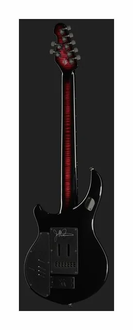 Music Man John Petrucci Majesty 8 DR SPK, korpus i lakier z bliska