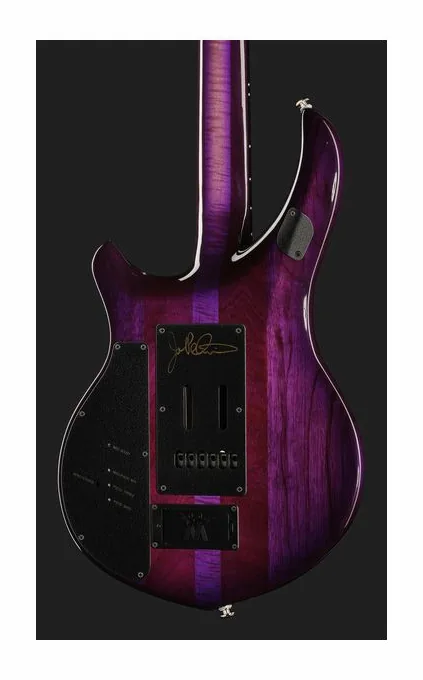 Music Man John Petrucci BFR Majesty 6 BI sfotografowana frontalnie
