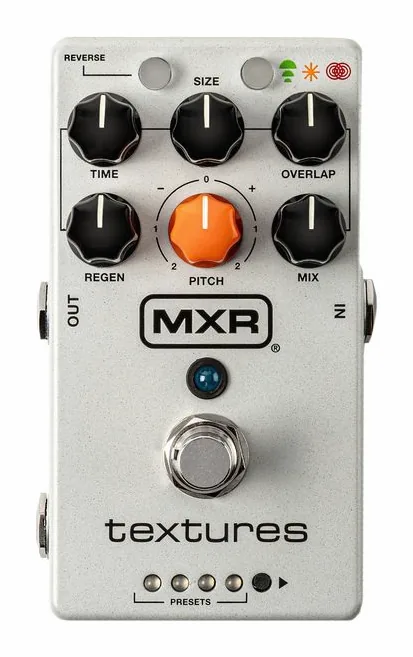 MXR Textures Granular Synth Engine ujęta od przodu na neutralnym tle