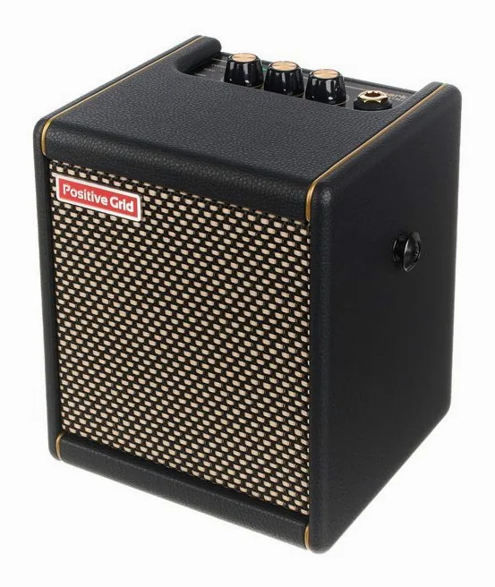 Positive Grid Spark Mini BK sfotografowana frontalnie