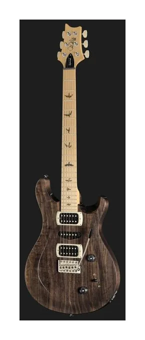 PRS SE Swamp Ash Special IB ujęta od przodu na neutralnym tle