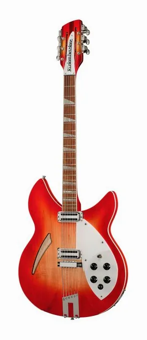 Rickenbacker 360/12C63 Fireglo 12-string ujęta od przodu na neutralnym tle