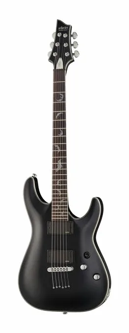 Schecter Damien Platinum 6 SBK sfotografowana frontalnie