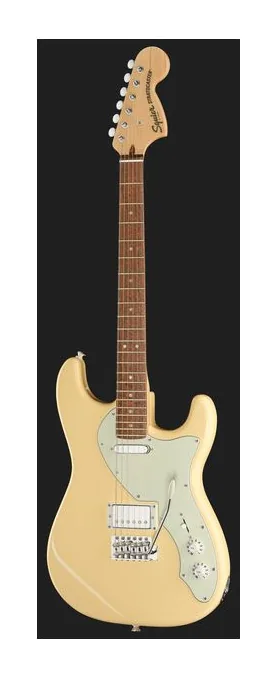 Squier Paranormal Strat Deluxe VWT, przełącznik przetworników i gniazdo wyjściowe